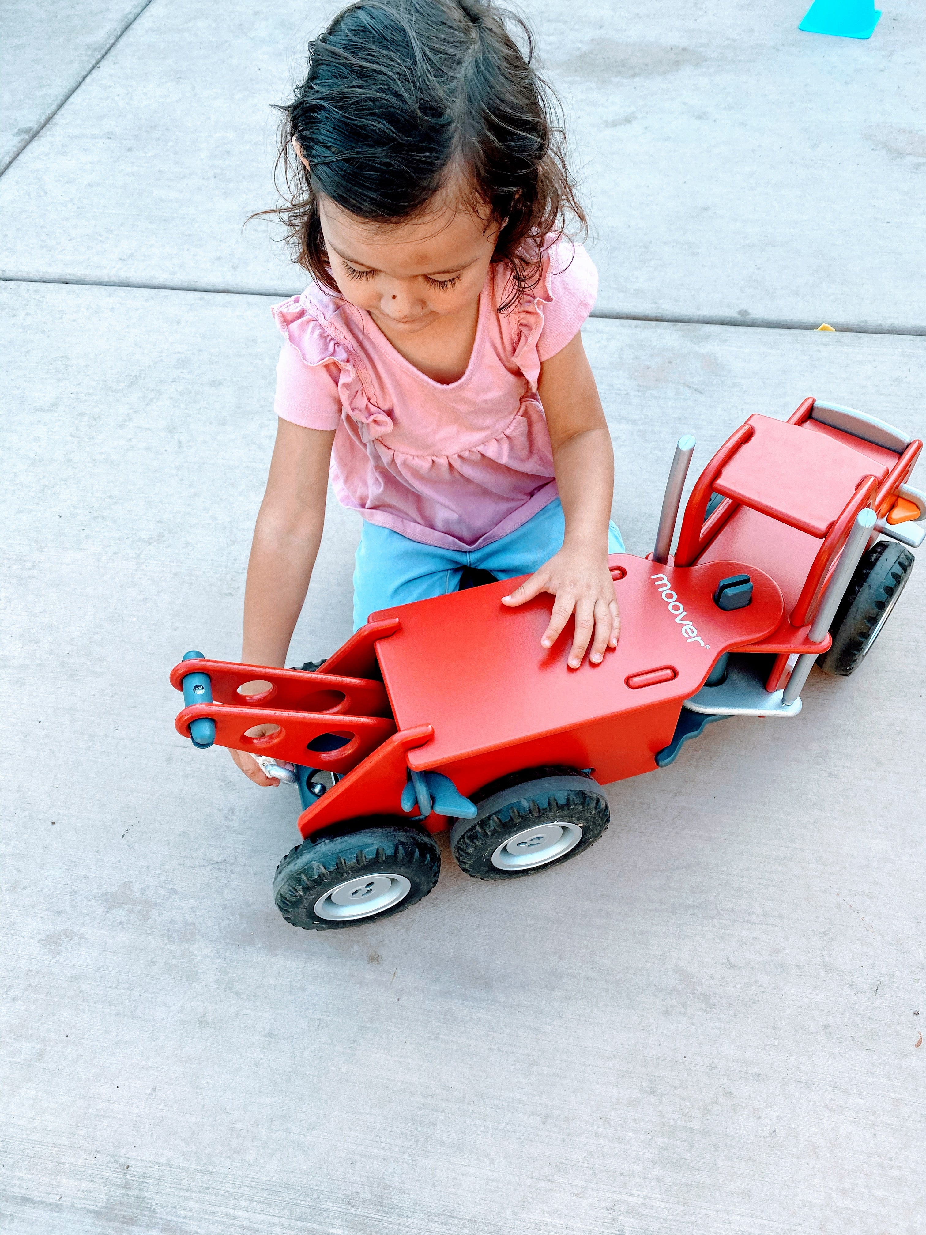 Mack Ride-On Truck Red